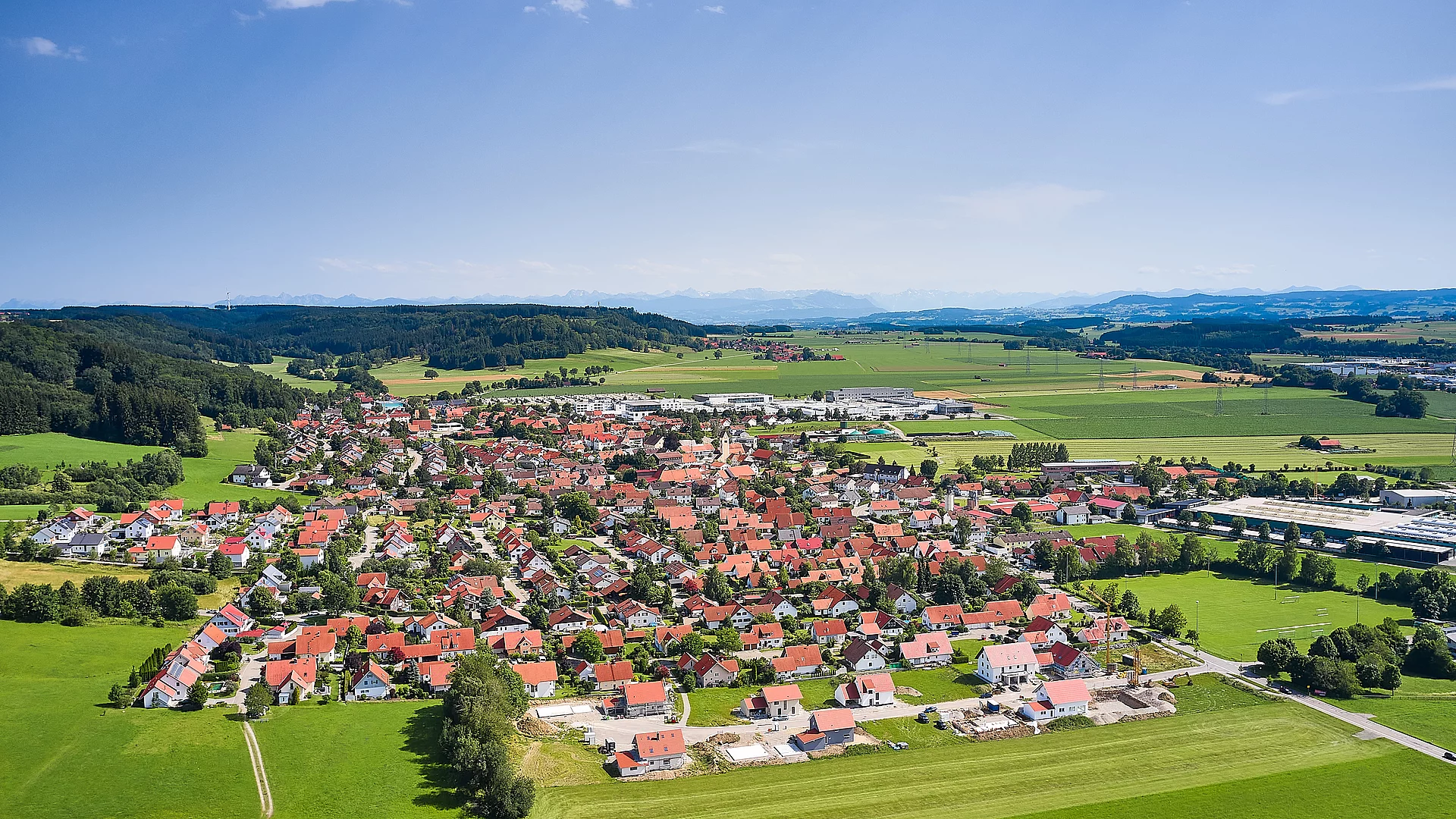 Luftbild Wolfertschwenden